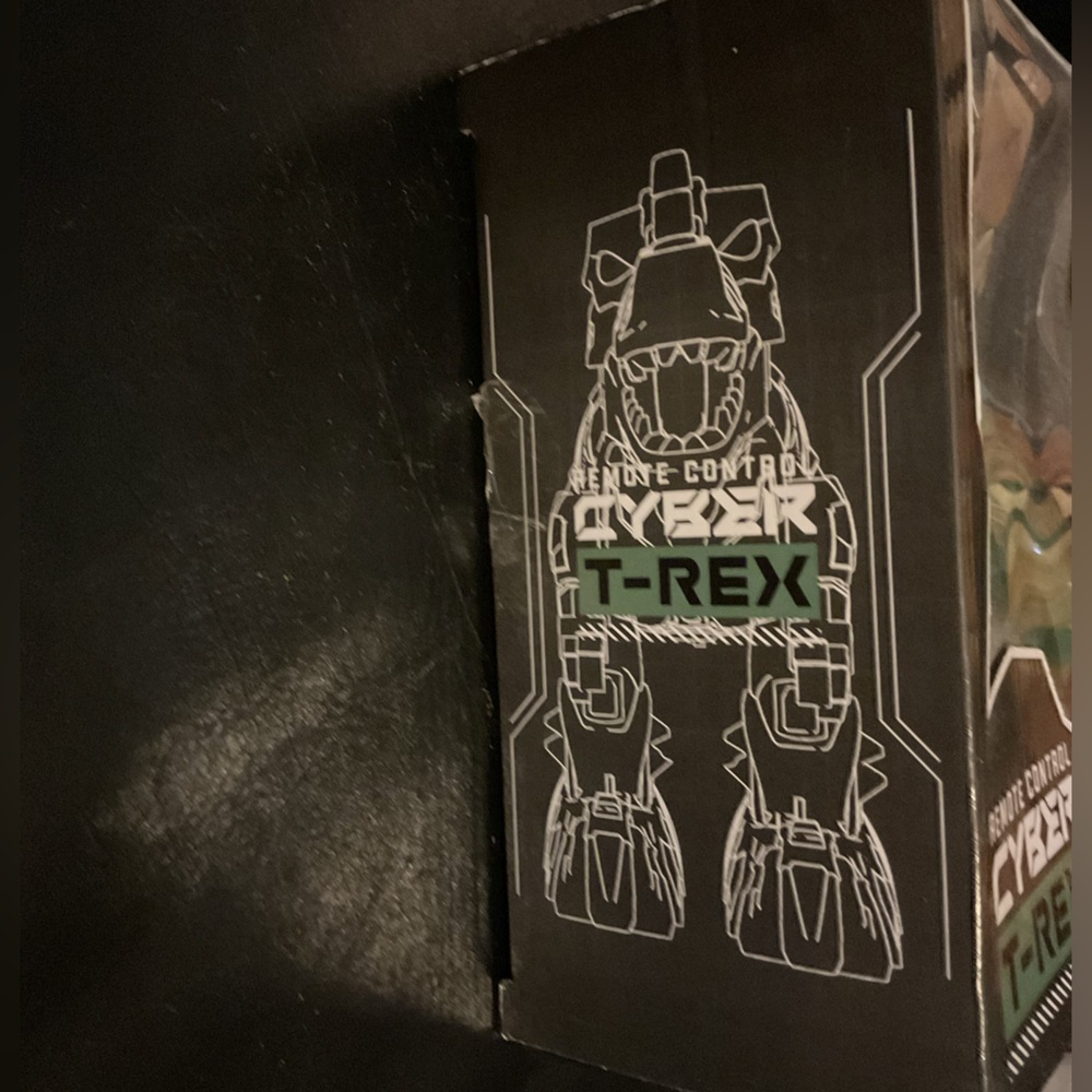 Cyber T-Rex w/ Remote Control - Picture 2 of 6